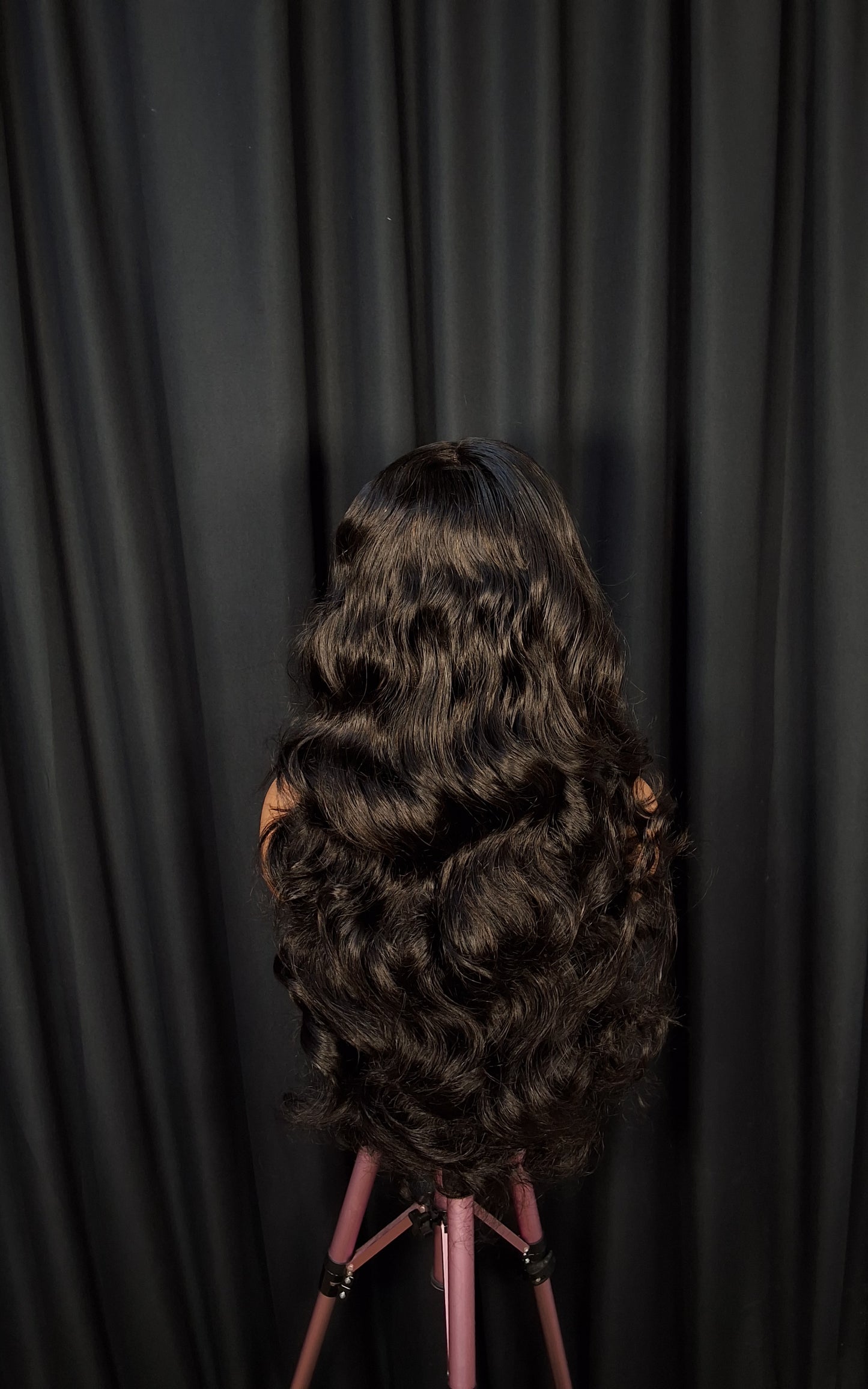 26" SDD 5x5 layard glueless wig.