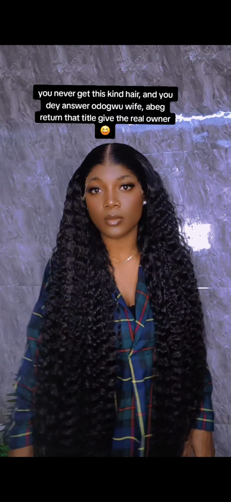 42 inches Vietnam deep wave. 13x6 HD glueless frontal, 400gram,bleached knots. Natural colour