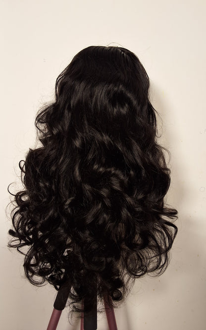 24 inches Sdd layard bounce, 5by5 glueless closure natural colour