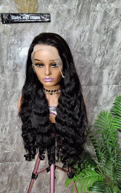 sdd loose  wave.  34 inches.paired with 13x4 frontal.
