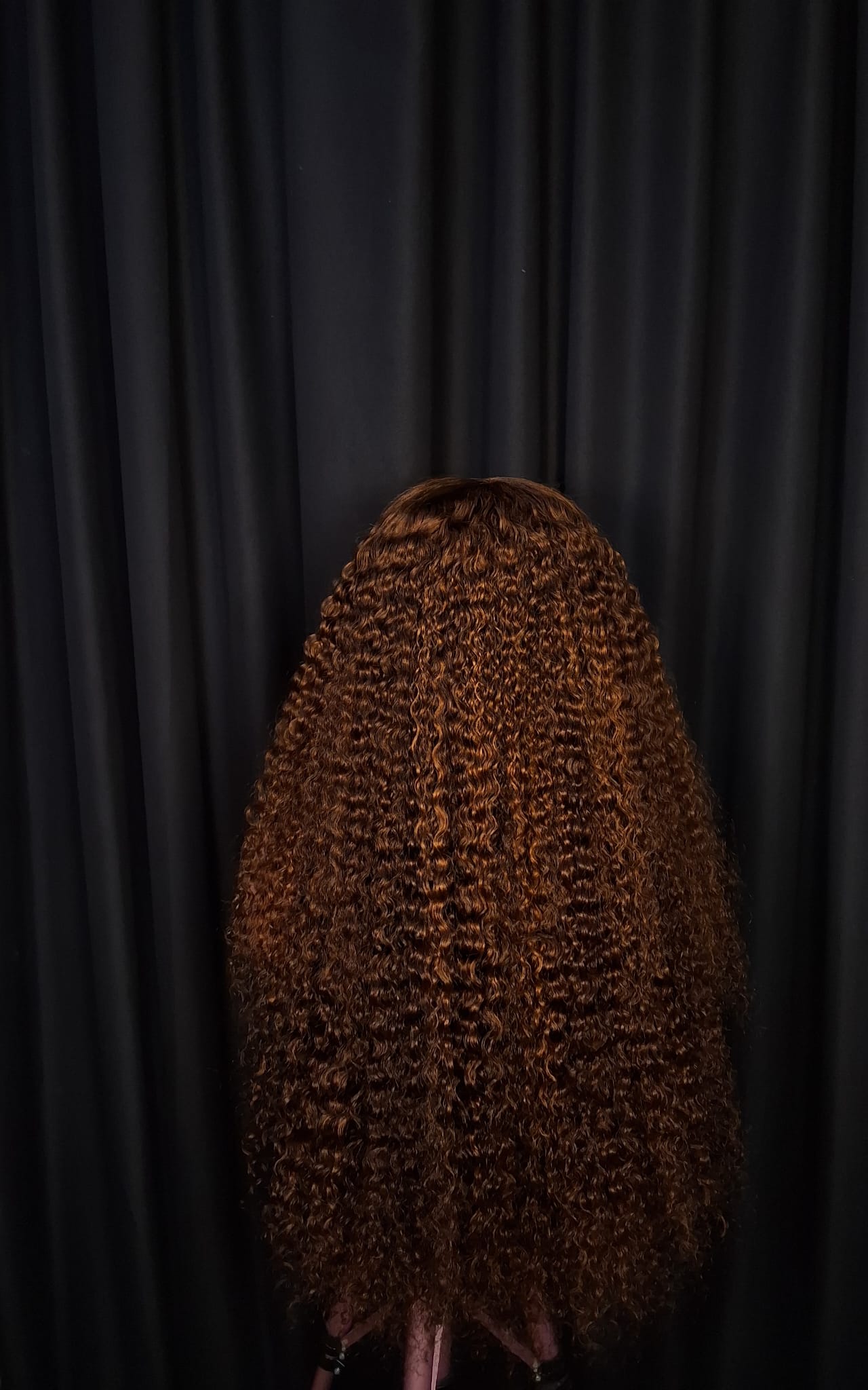 Sdd pixie curls. 26 inches 13x4 frontal . Piano colour