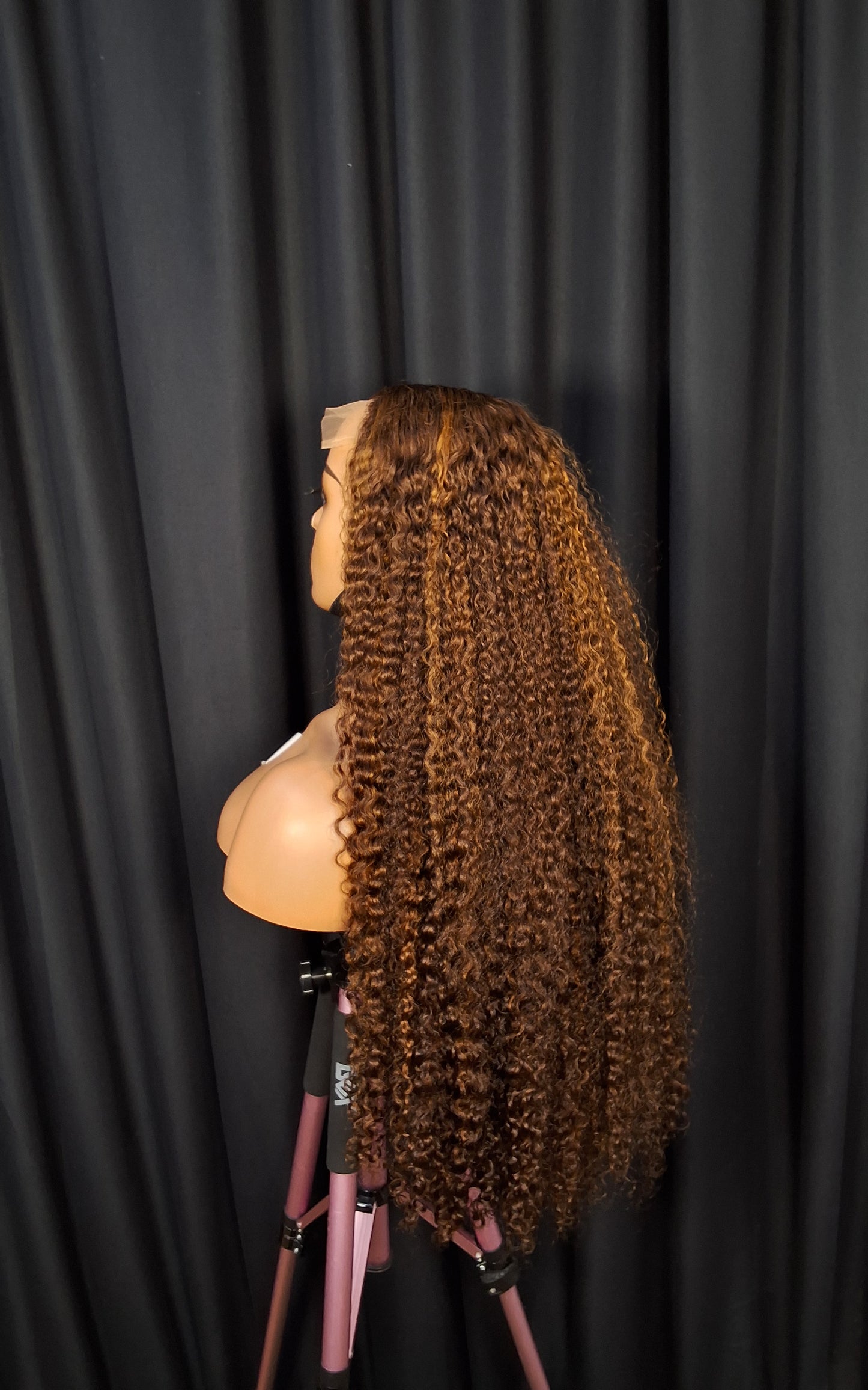 30 inches Sdd pixie curls. Piano colour.5x5 glueless closure