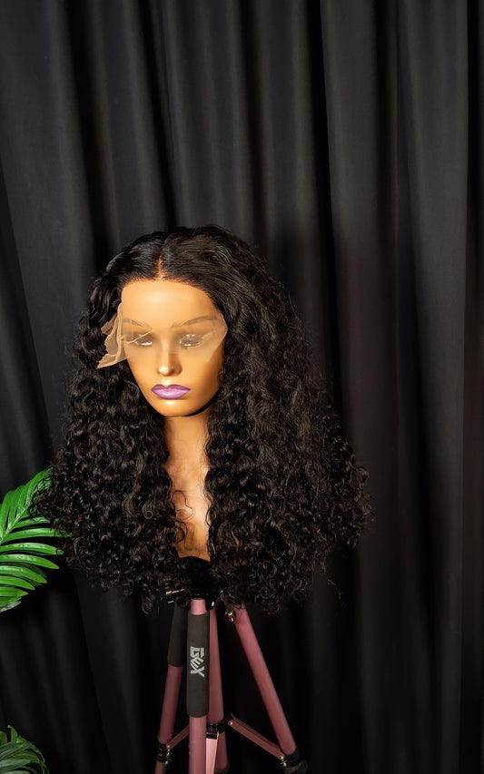 20" inches  sassy, 8x6 closure, natural colour