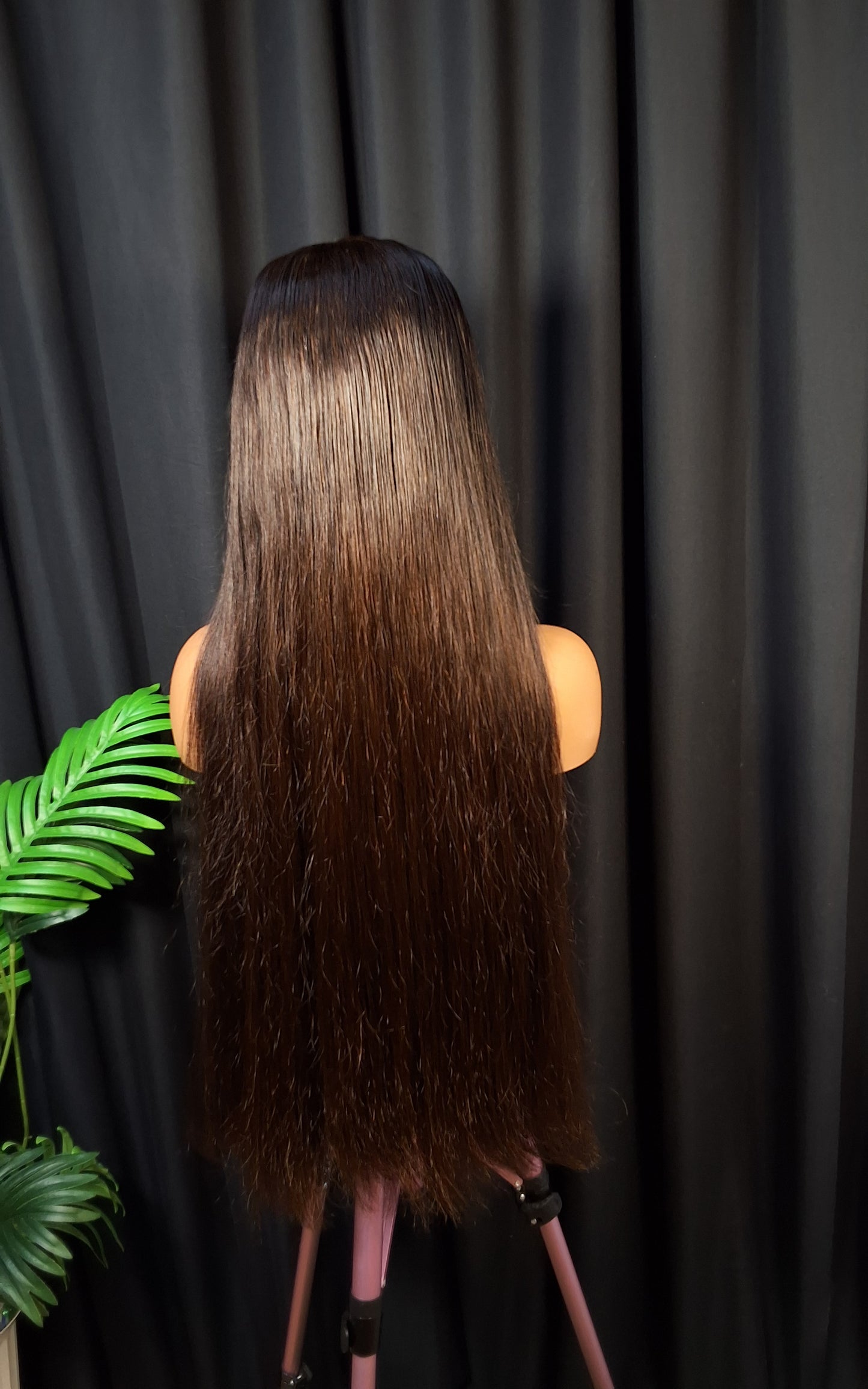 Raw Vietnam wig. 30 inches 5x5 HD glueless closure. Colour 1b/2