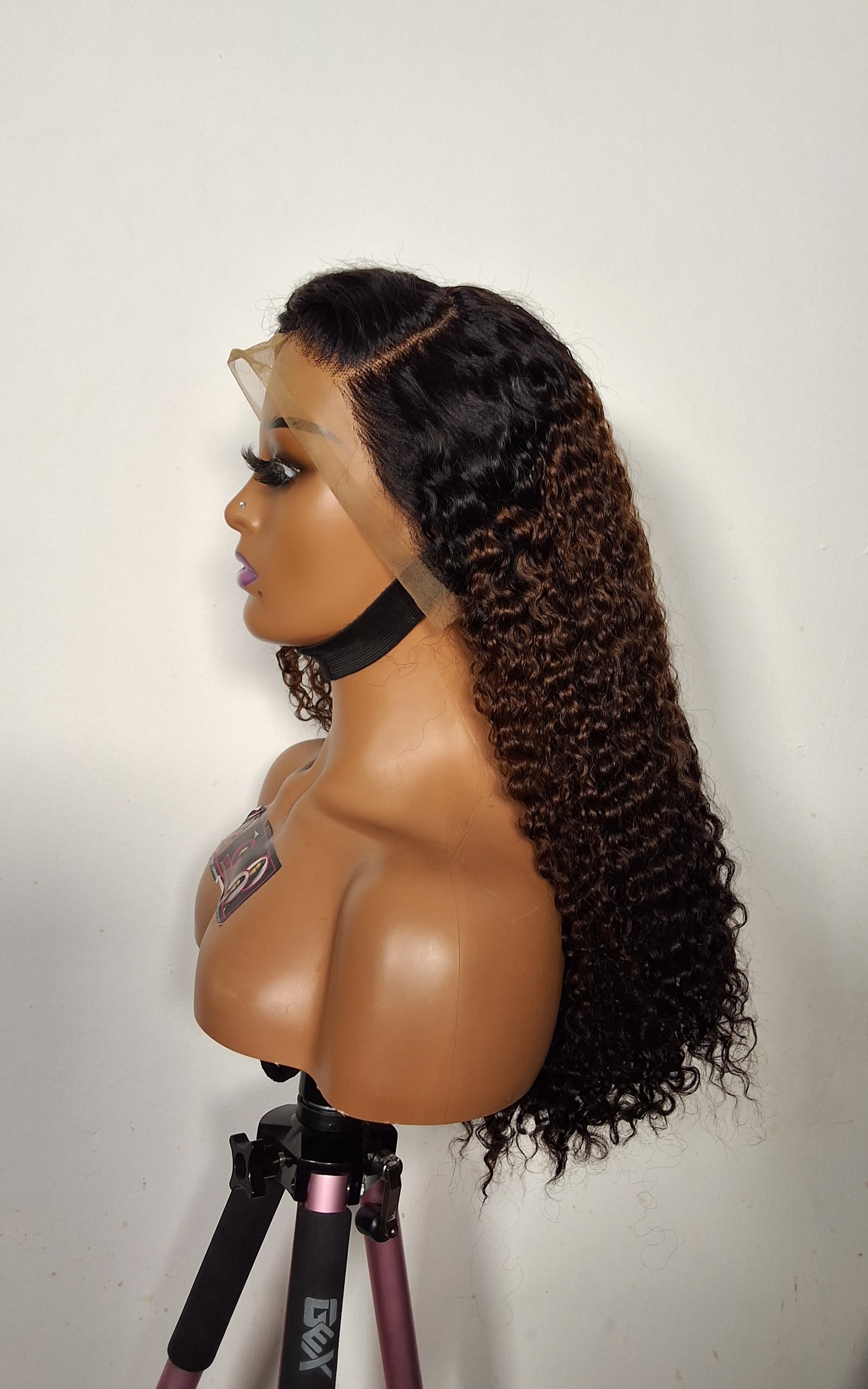 22 inches Sdd Burmese curls.  3 tone colour. full frontal