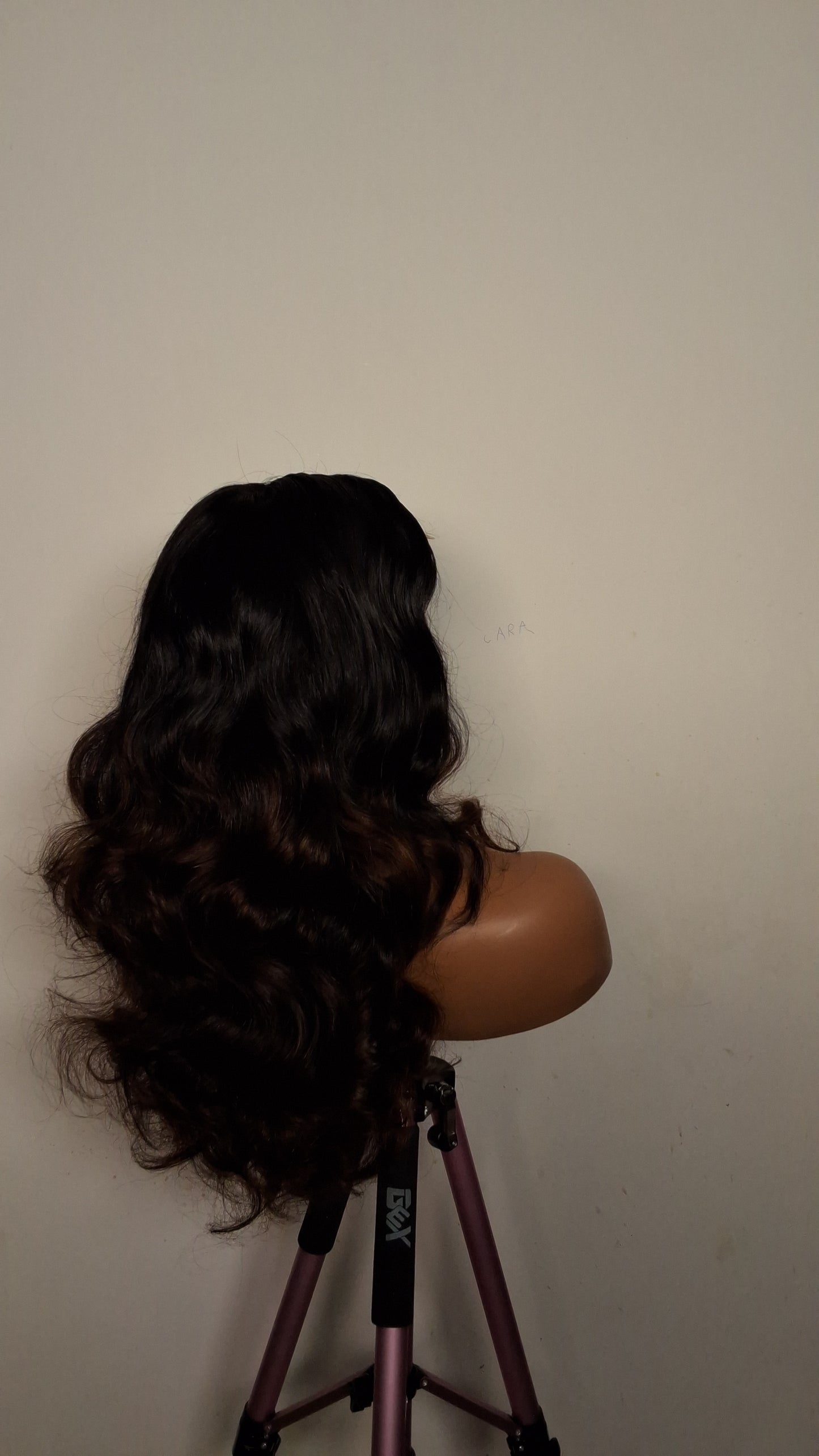 Sdd layard bounce.  2 tone colour. Paired with 5by5 glueless closure