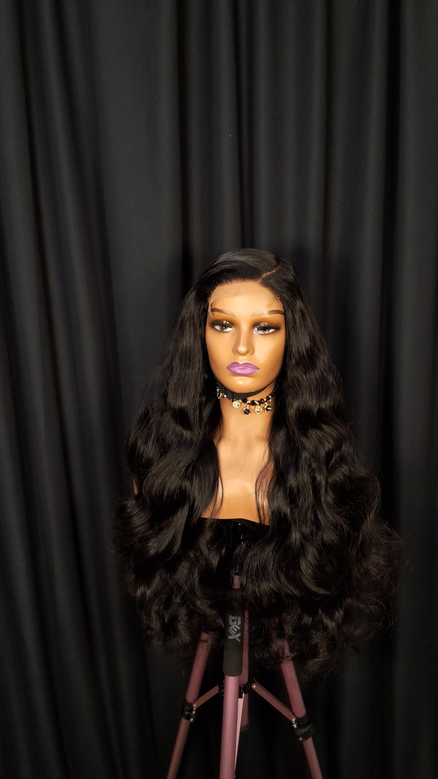 28" SDD BOUNCE. 5by5 glueless closure wig