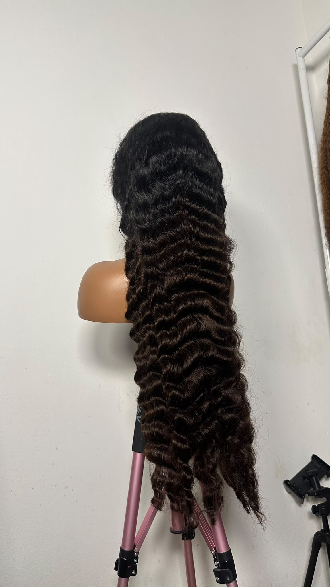 34" SDD LOOSE WAVE. 13X4 FRONTAL