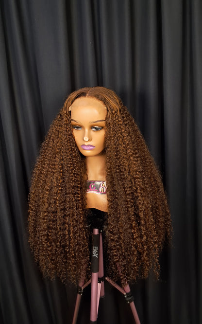 30 inches Sdd pixie curls. Piano colour.5x5 glueless closure
