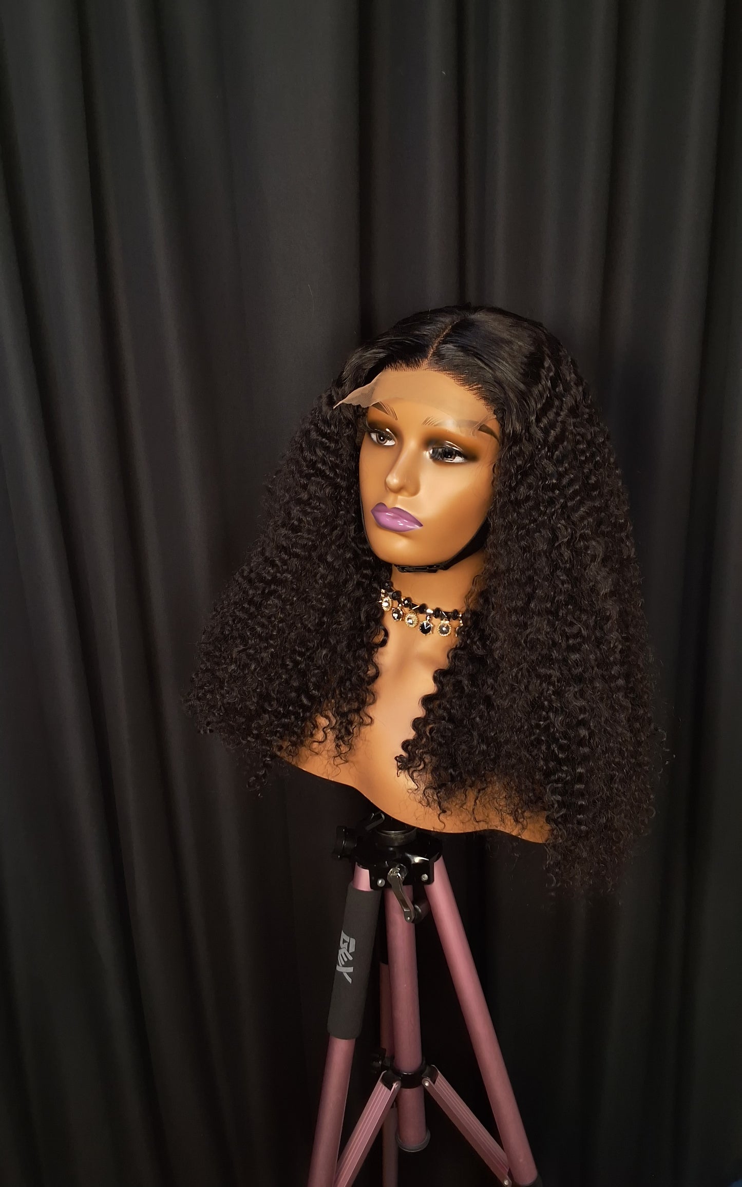 340grams sdd pixie curls.  20" 5by5 glueless closure.