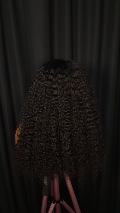 340grams sdd pixie curls.  20" 5by5 glueless closure.