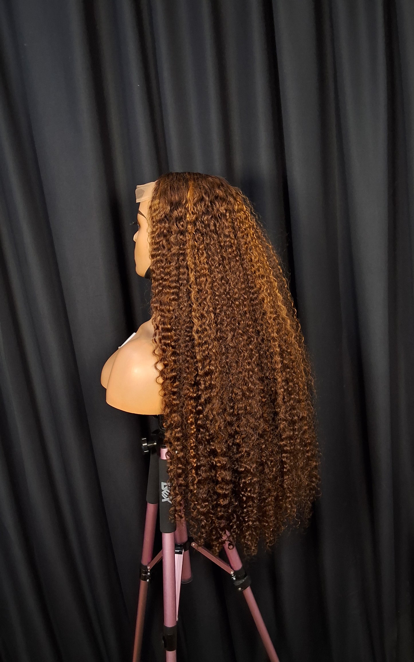 30 inches Sdd pixie curls. Piano colour.5x5 glueless closure