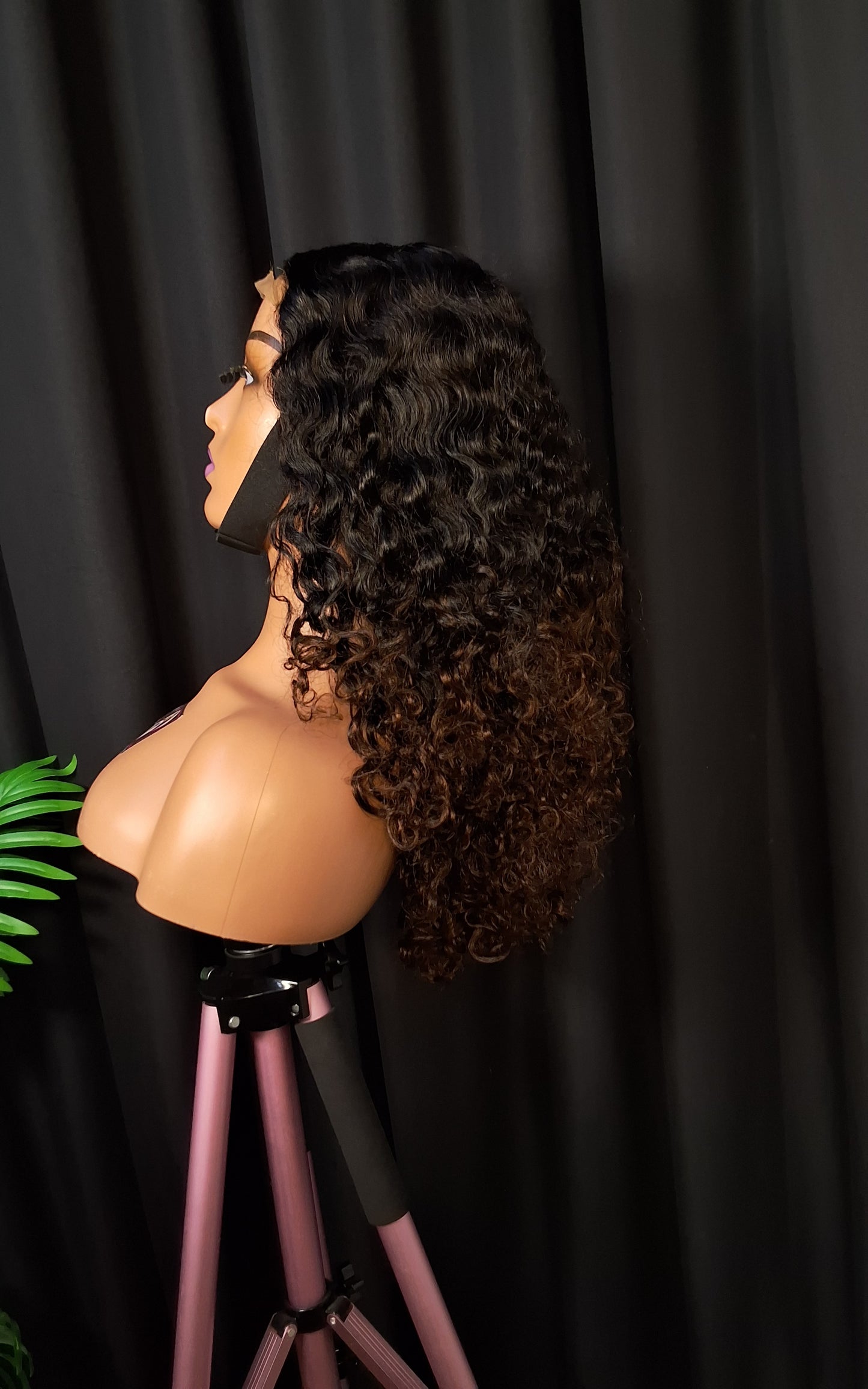 5x5 closure  sassy curls. Natural/brown tip. 20 inches